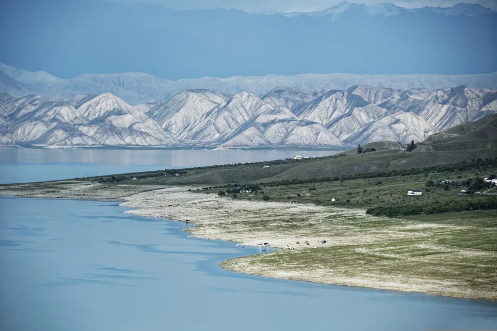 Kazakhstan & Kyrgyzstan - Kazakhstan & Kyrgyzstan: Canyons, Lakes and Nomadic Life